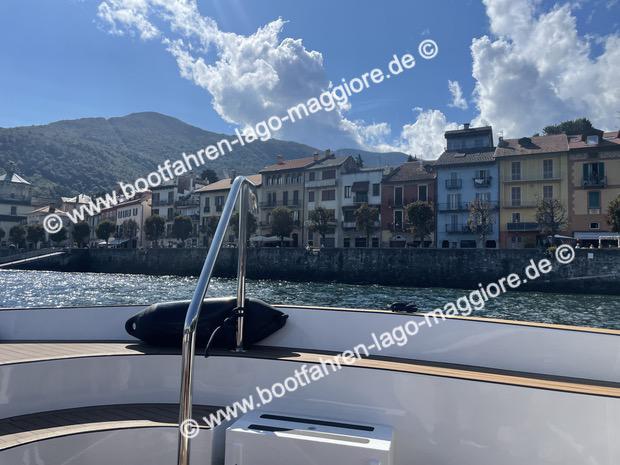 Panoramablick auf die Promenade von Cannobio